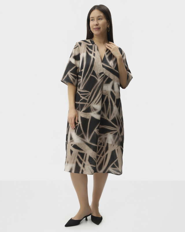 Льняное платье с абстрактным принтом 12990₽