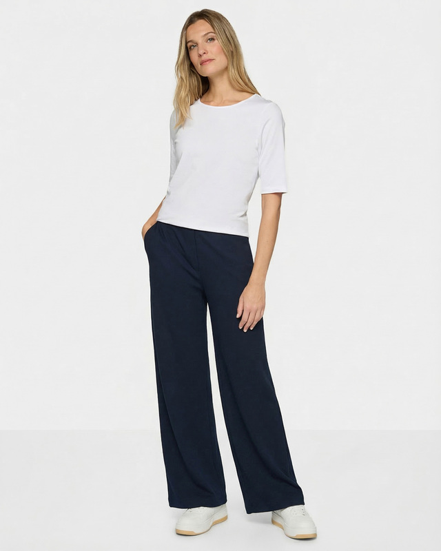 Широкие брюки из мягкого трикотажа