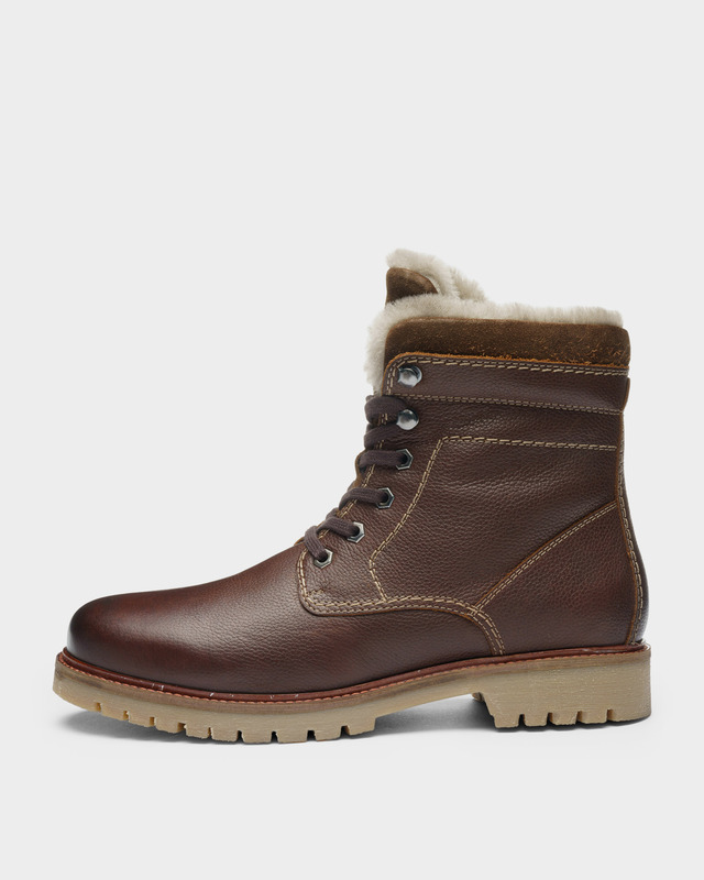 Зимние кожаные ботинки Tiago с подкладкой из натуральной овчины 16990₽