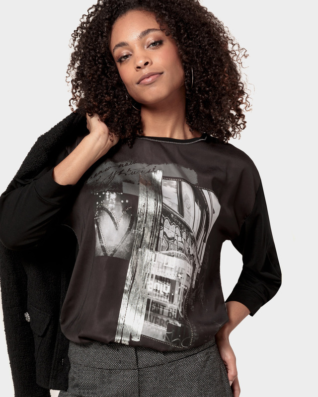 Блузка из эластичной вискозы