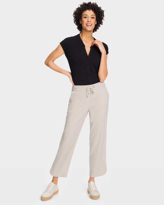 Брюки с высокой линией талии