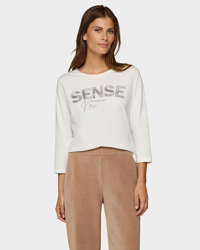 Лонгслив с вышивкой и пайетками