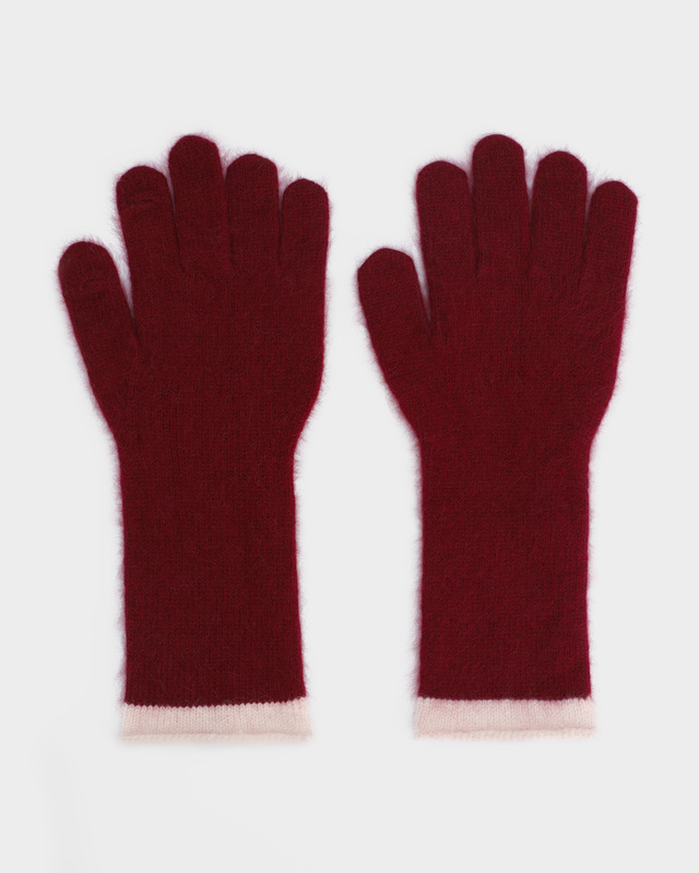 Мягкие и пушистые перчатки с удлиненной посадкой