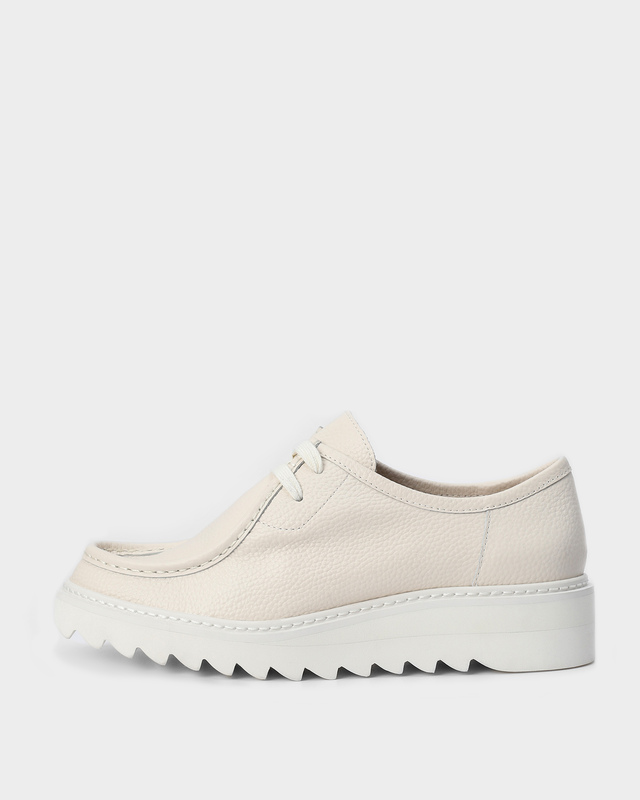 Полуботинки из натуральной кожи на нескользящей подошве с функциональной шнуровкой