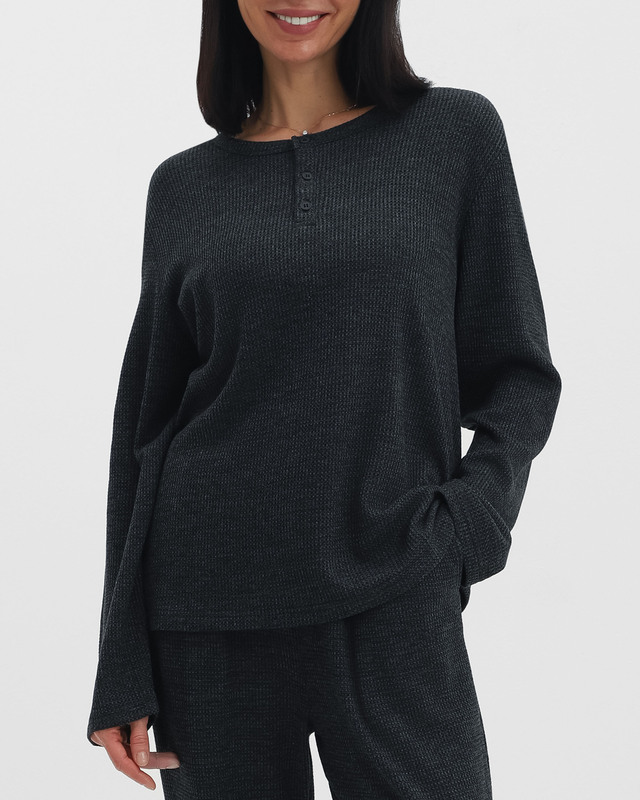 Свитшот прямого кроя с застежкой на пуговицы