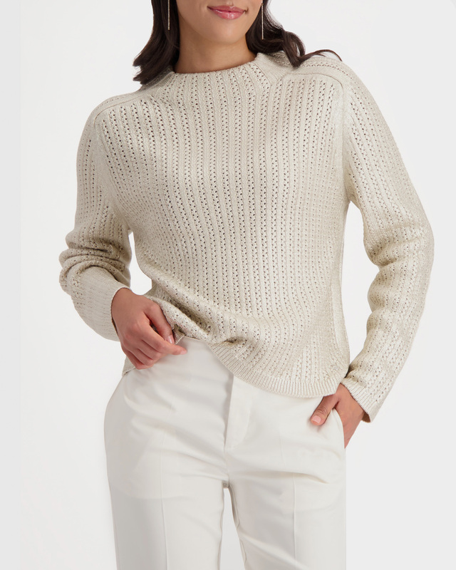 Ажурный пуловер с металлизированным покрытием