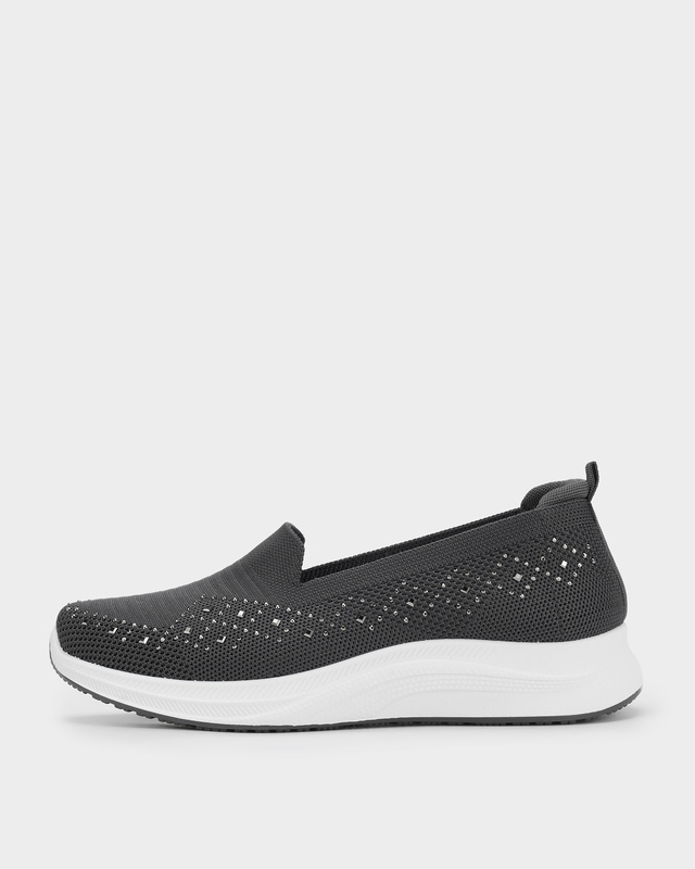 Слипоны из дышащего текстиля со стразами