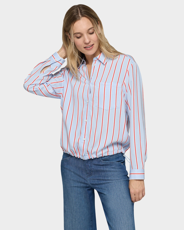 Рубашка с вертикальными полосками и эластичной кулиской по низу