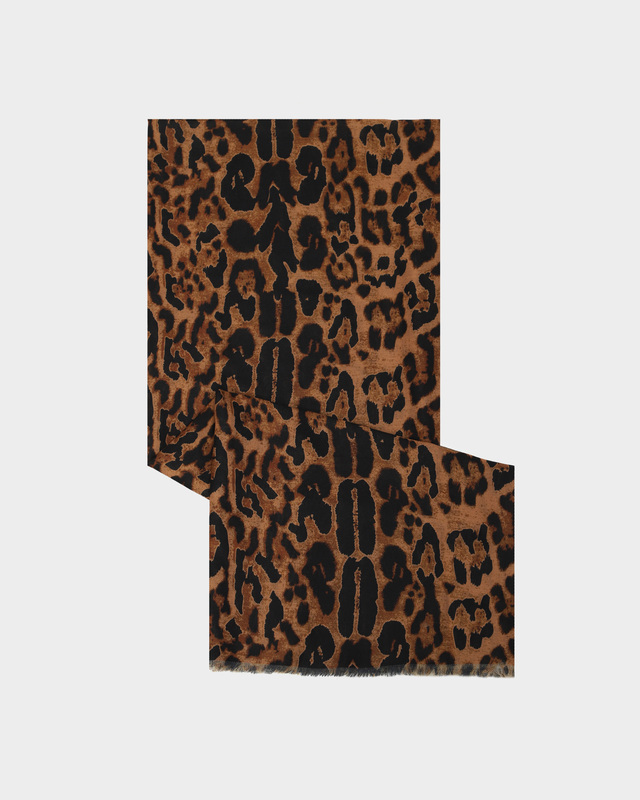 Палантин с шерстью и вискозой в составе