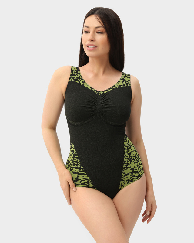 Корректирующий купальник с сильной степенью компрессии