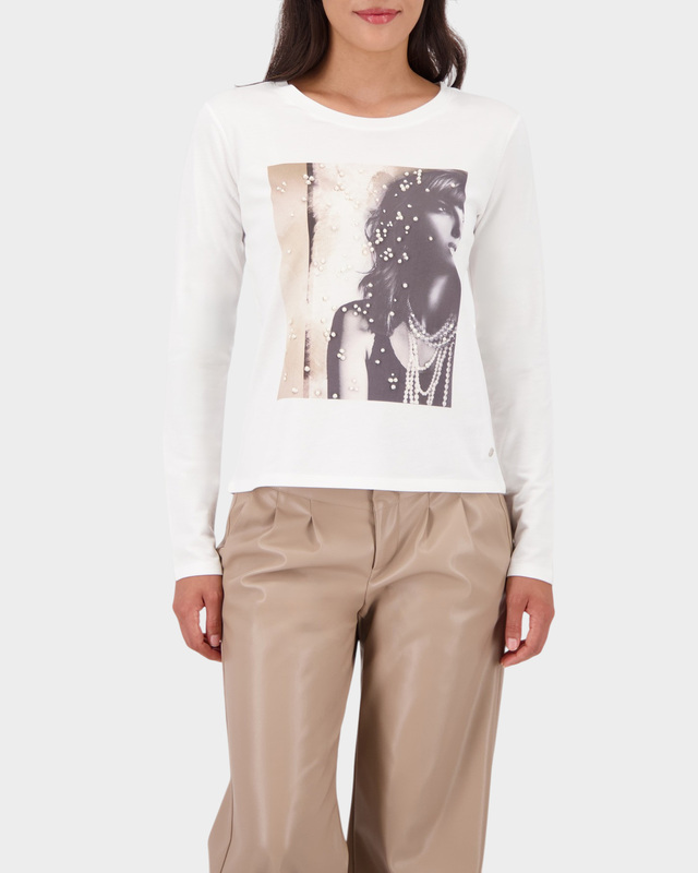 Лонгслив с принтом и жемчужными бусинами