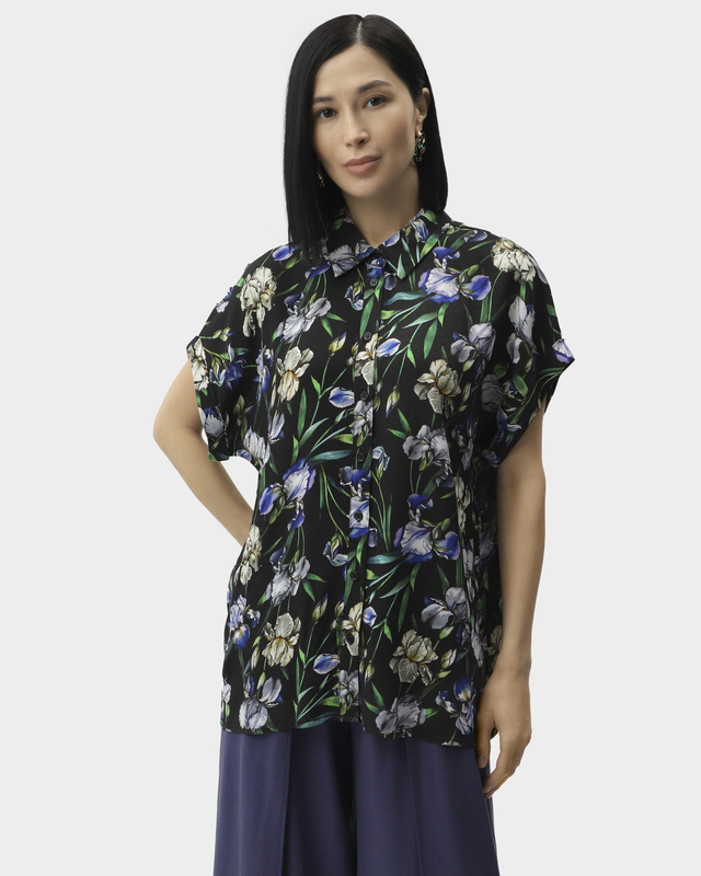 Блузка свободного кроя из вискозы