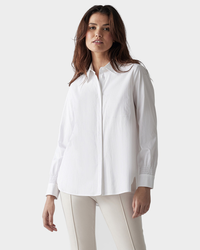 Хлопковая рубашка с отложным воротником и нагрудным карманом