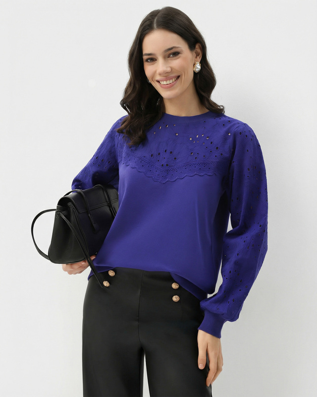 Свитшот на основе хлопка с декором цветочным кружевом