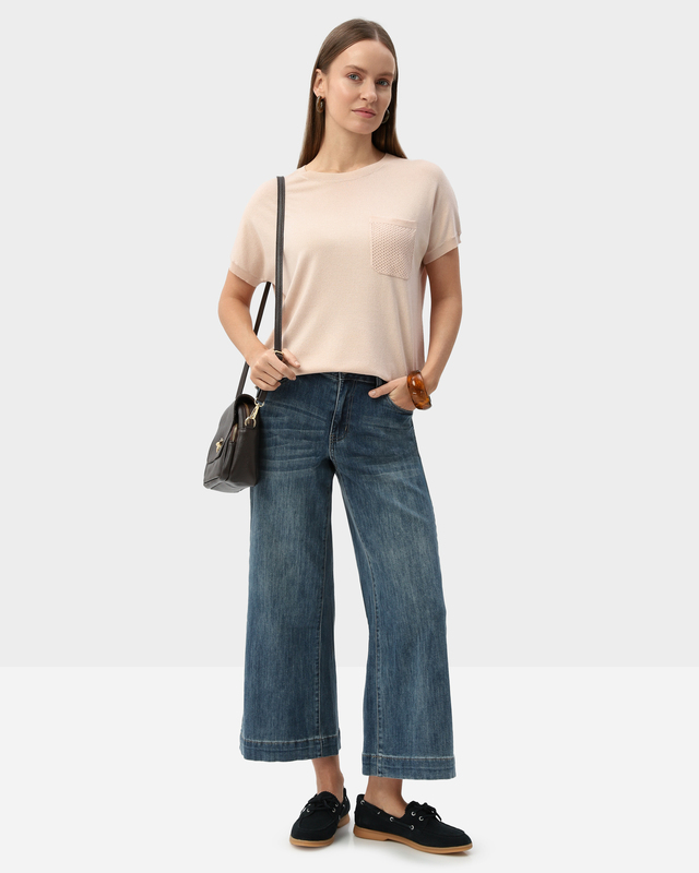 Укороченные джинсы-кюлоты с эффектом варки