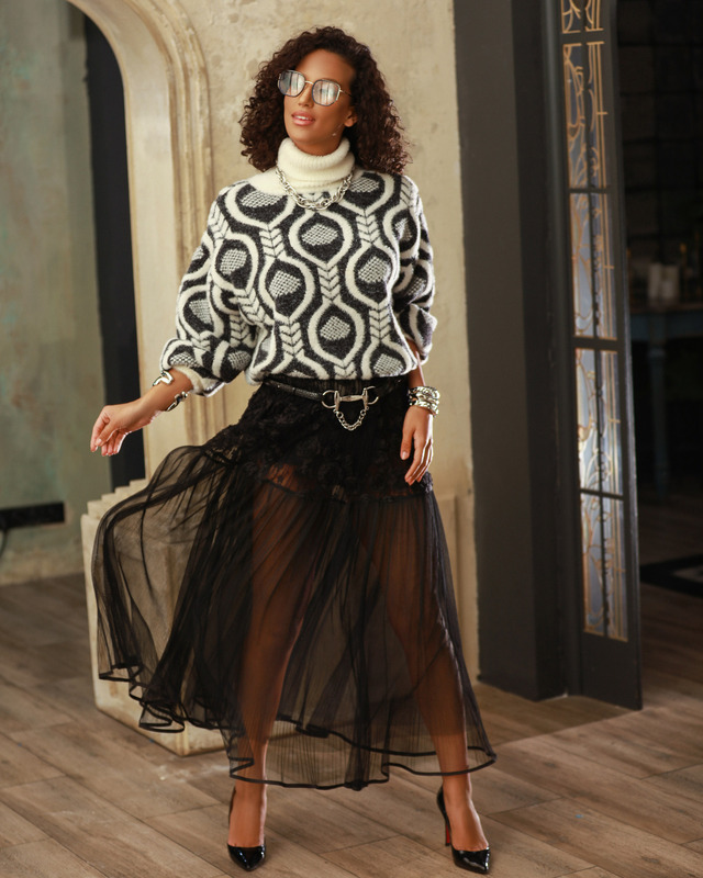 Свитер с геометрическим узором