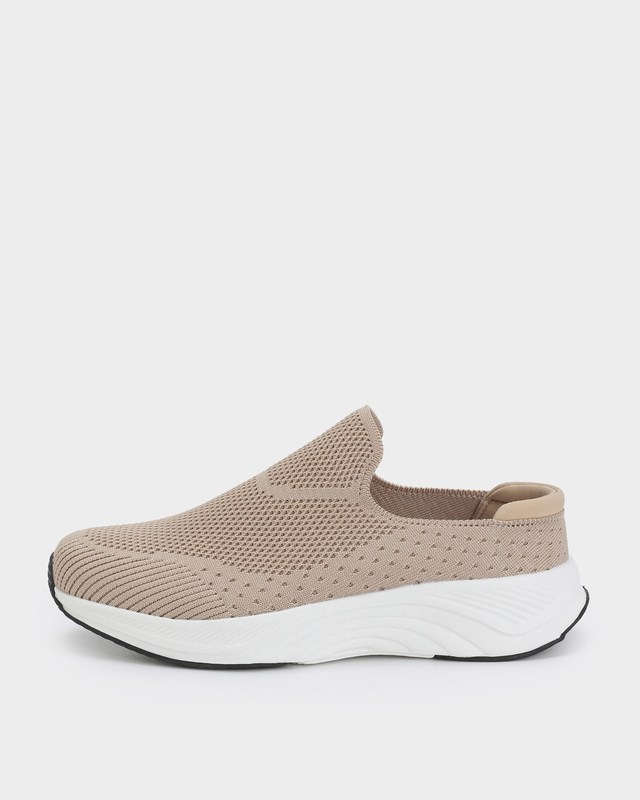 Слипоны облегченной конструкции из дышащего материала