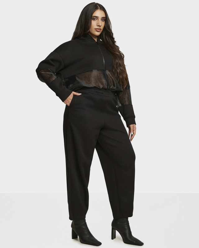 Брюки-бананы из скубы с эластичным поясом