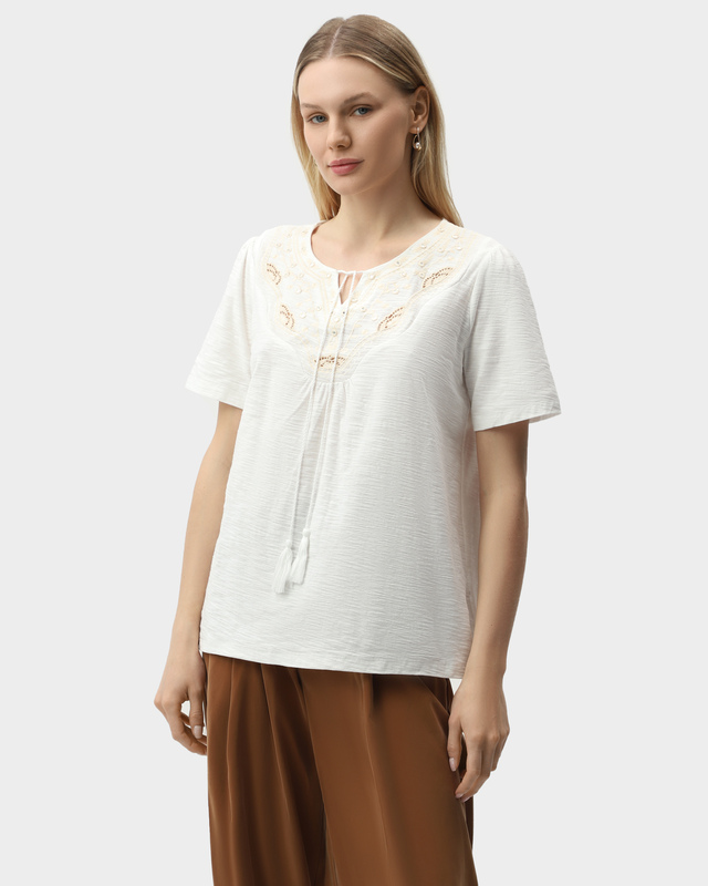 Блузка из хлопка и района с вышивкой