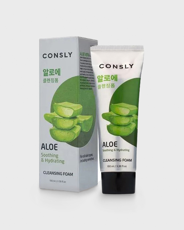 Успокаивающая пенка для умывания с экстрактом алоэ вера 100 мл 699₽