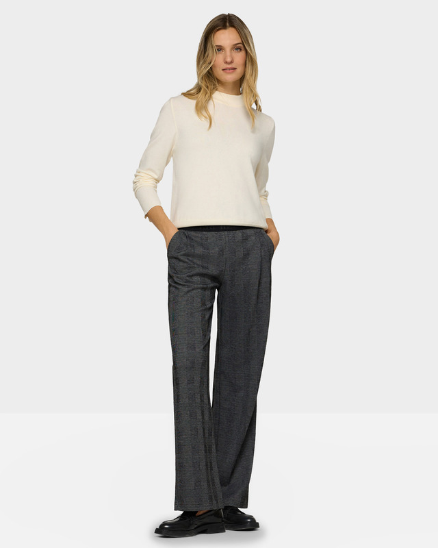 Брюки прямого кроя с эластичным поясом