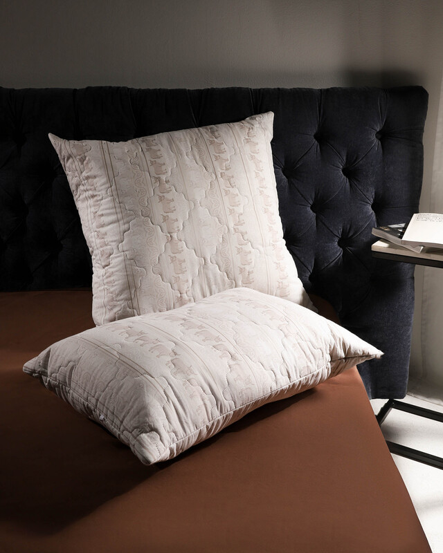 Подушка &laquo;Монгольский як&raquo;