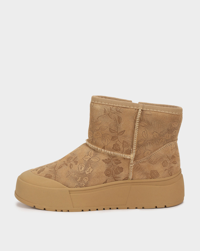 Полусапоги из натуральной замши с цветочным тиснением 3690₽