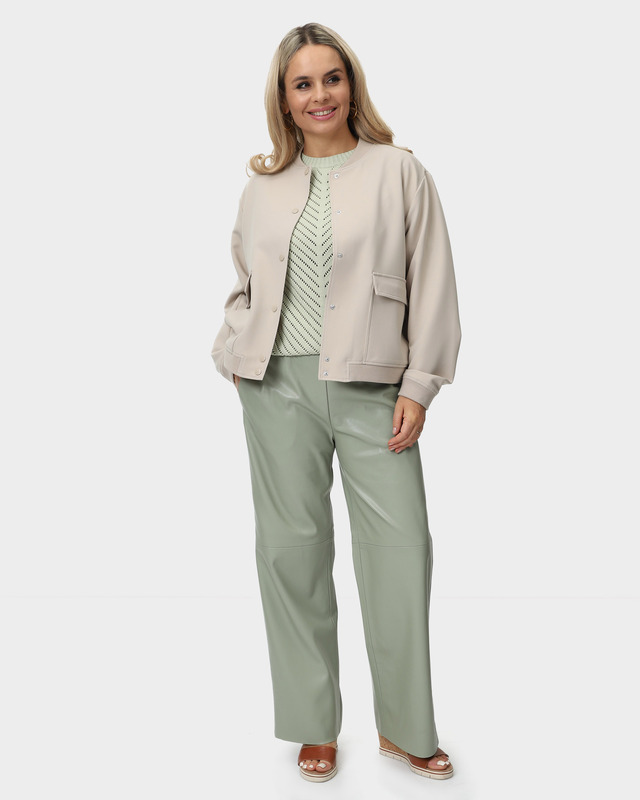 Брюки свободного кроя из мягкой экокожи