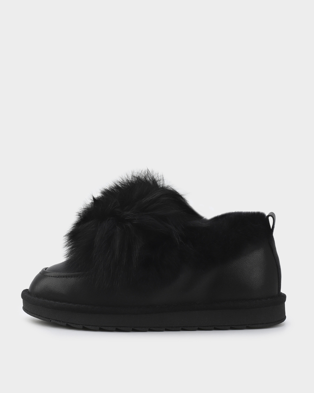 Полуботинки из натуральной кожи с меховой опушкой