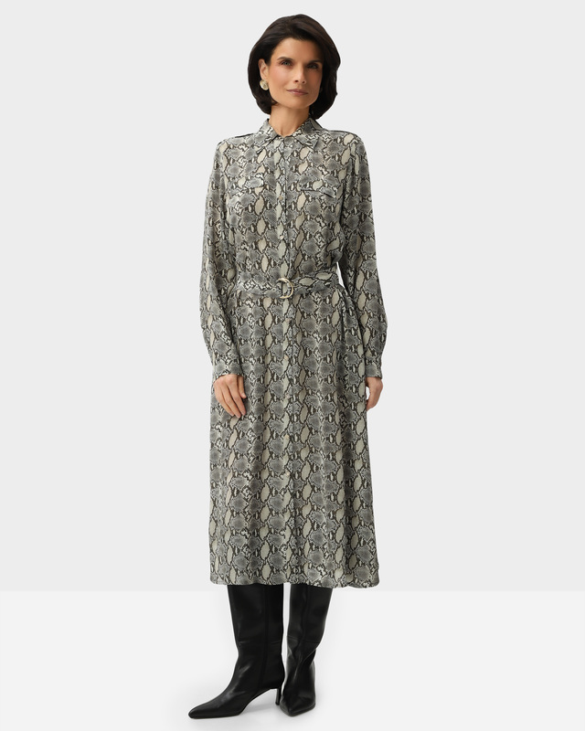 Платье-рубашка из вискозного жоржета со змеиным принтом