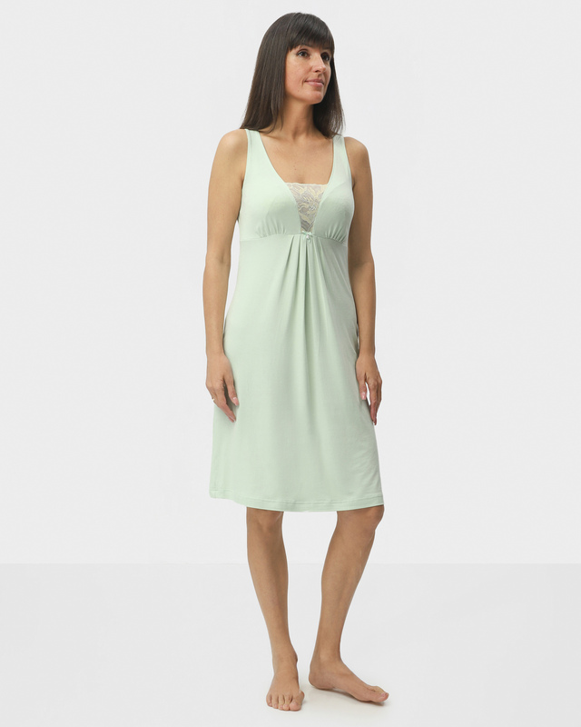 Ночная сорочка из эластичной вискозы с отделкой кружевом