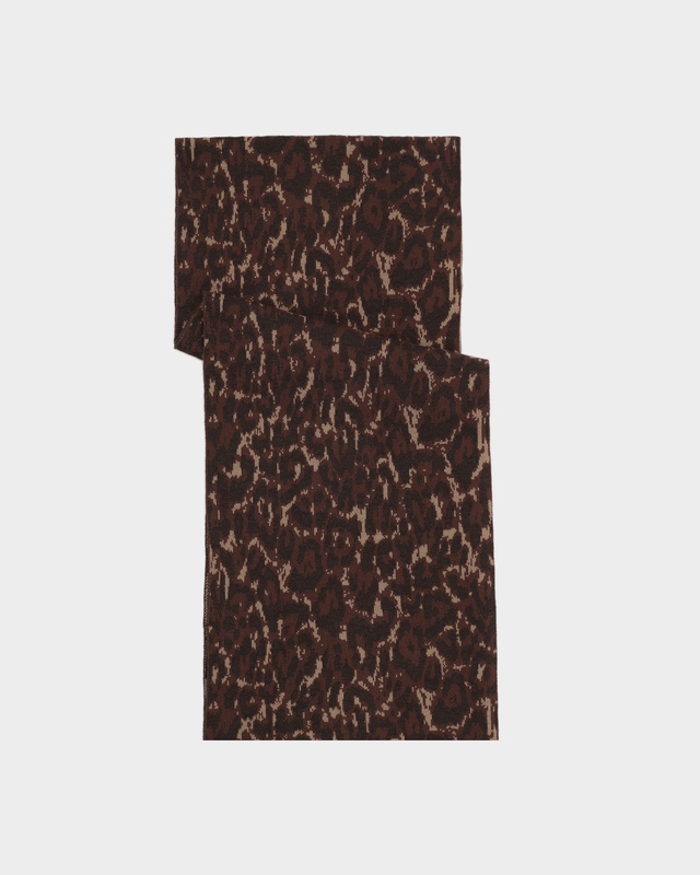 Шарф из вязаного трикотажа