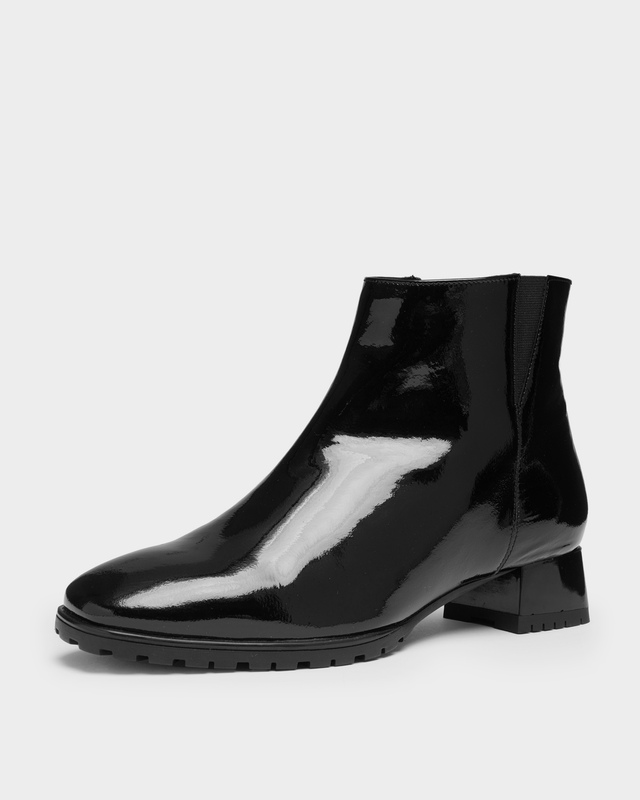 Ботильоны увеличенной полноты с эластичной вставкой на голенище