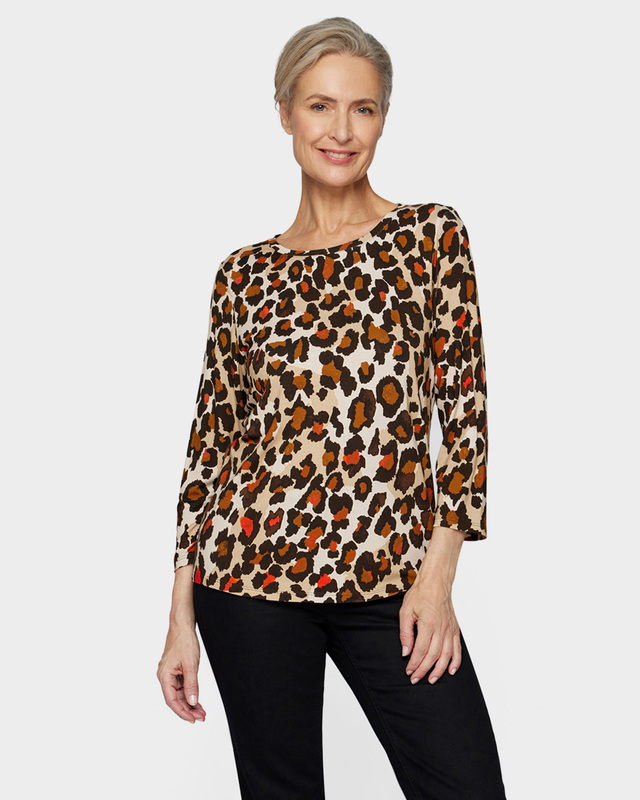 Блузка из эластичной вискозы