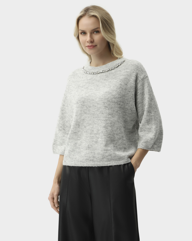 Пуловер свободного кроя с шерстью в составе и цепочкой из страз на горловине