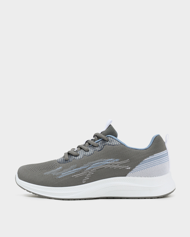 Кроссовки из дышащего текстиля на облегченной подошве