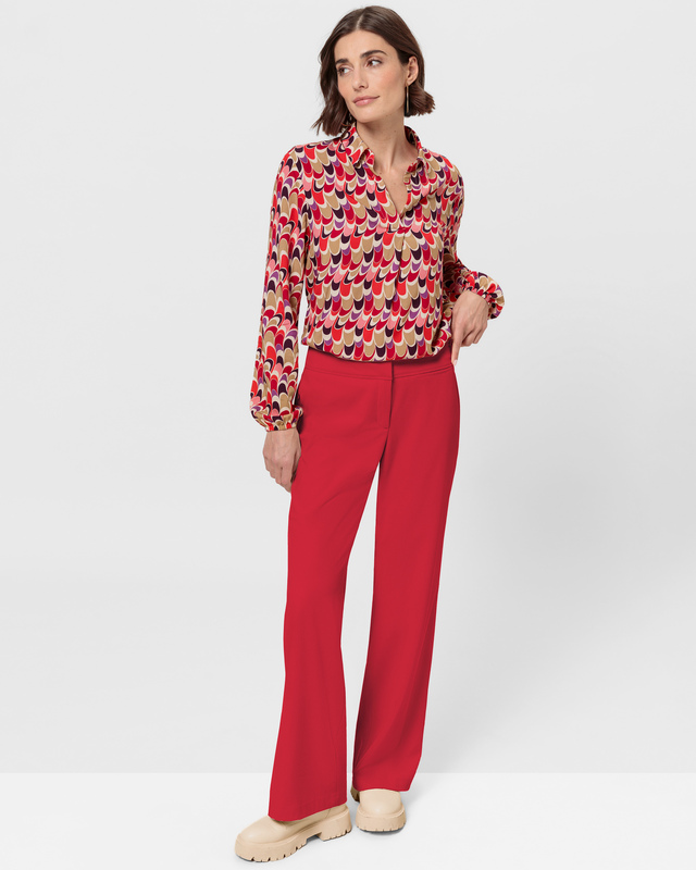 Вельветовые брюки из эластичного материала