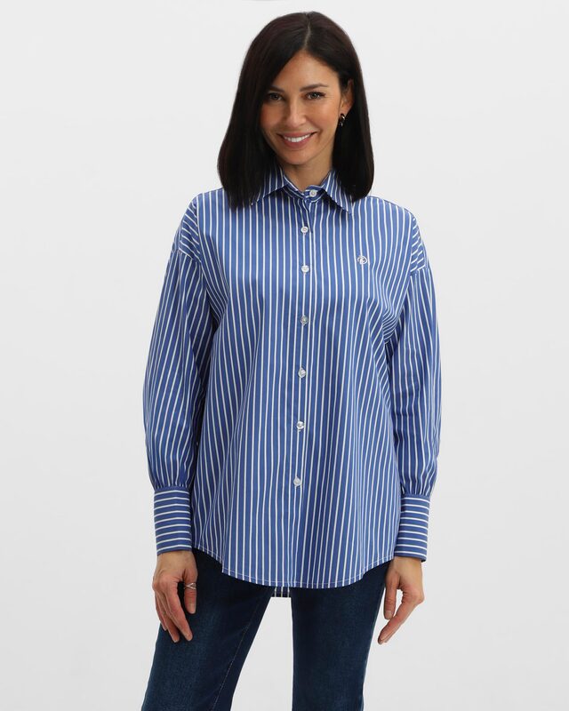 Рубашка свободного кроя в полоску со спущенной линией плеч 2990₽