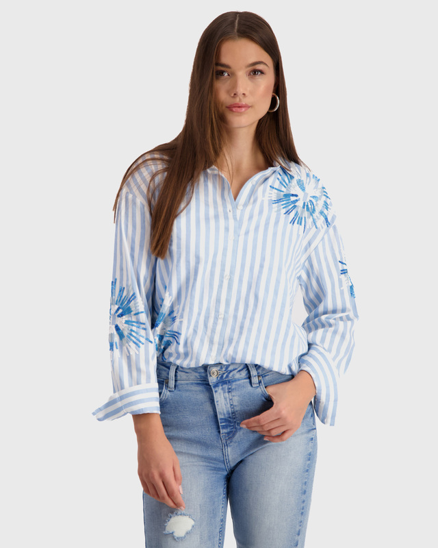 Хлопковая рубашка в полоску и с цветами из пайеток 19990₽