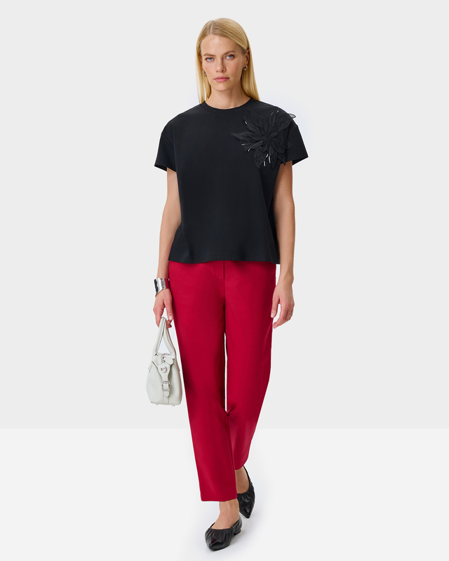 Футболка из мягкого модала и хлопка с аппликацией