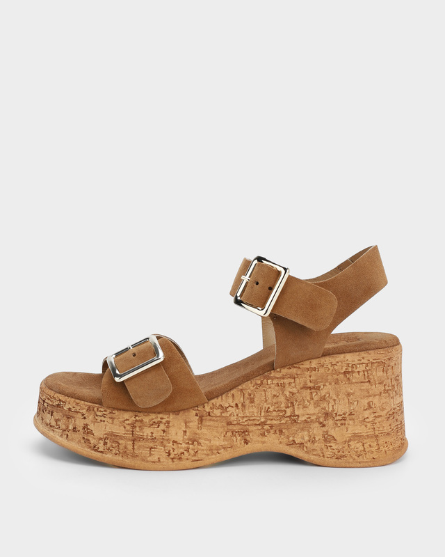 Босоножки из натуральной бархатистой замши с регулируемыми ремешками