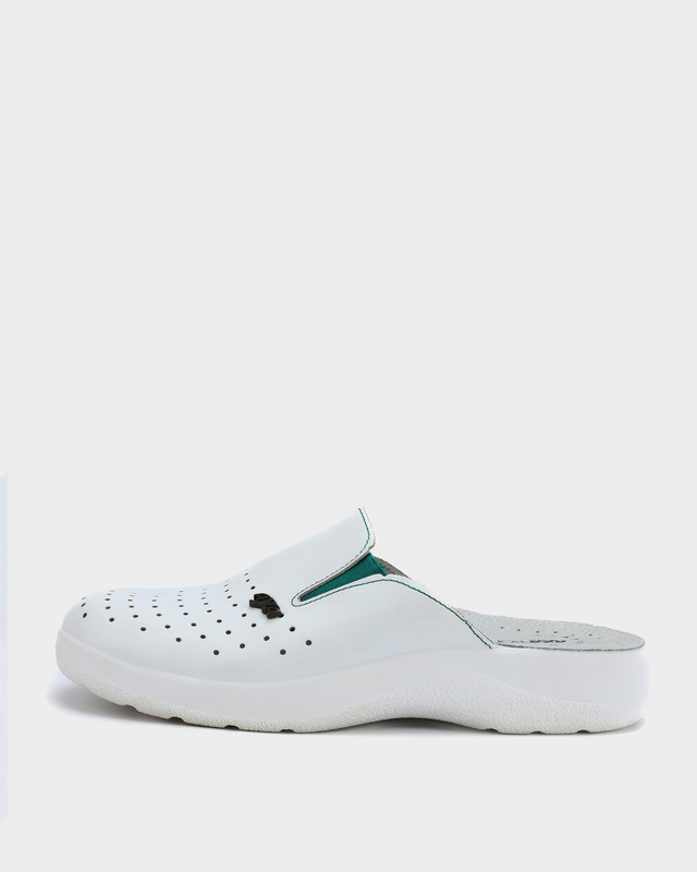 Сабо из натуральной кожи со сквозной перфорацией и системой &laquo;Антишок&raquo;