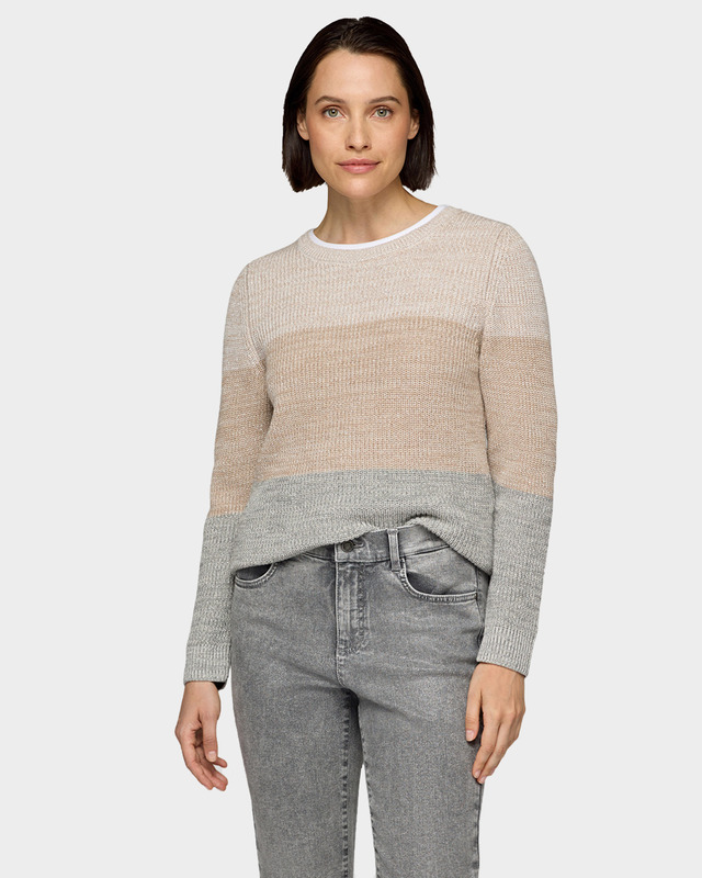 Пуловер плотной вязки с полосками