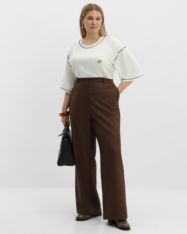 Брюки прямого кроя из поливискозы с резинкой сзади по поясу