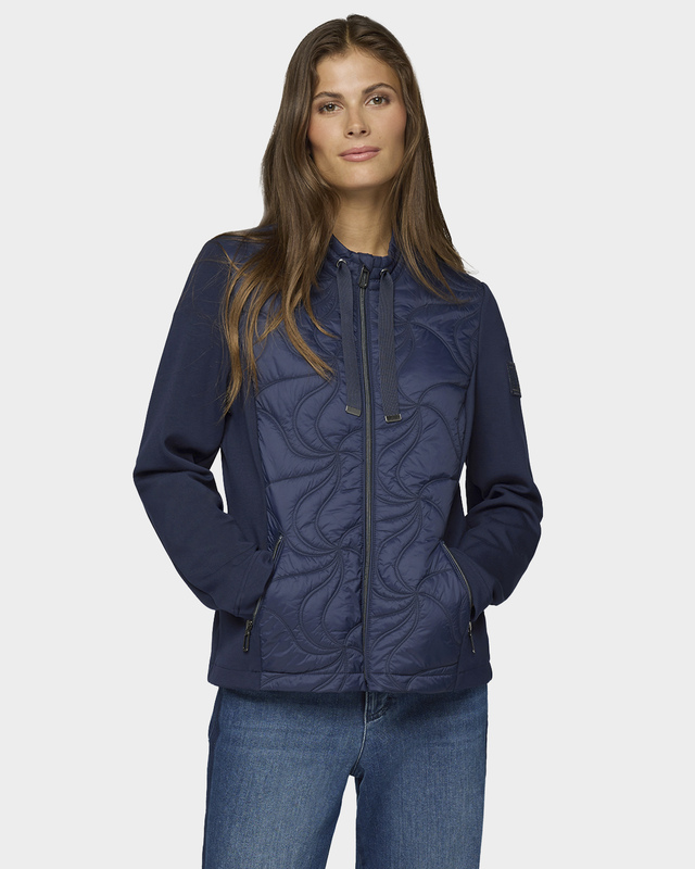 Куртка со стегаными полочкой и спинкой