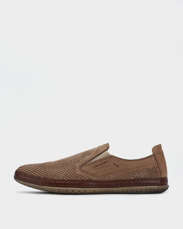 Мужские слипоны из натуральной кожи с перфорацией 8690₽