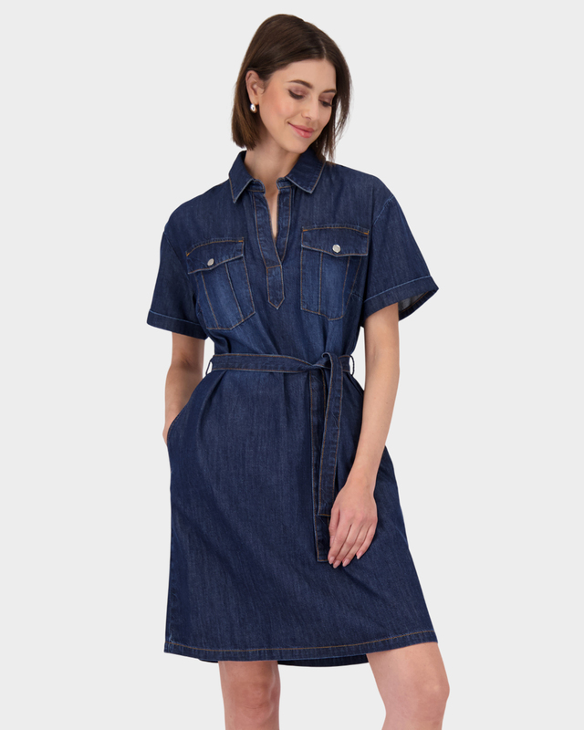 Джинсовое платье-рубашка с поясом
