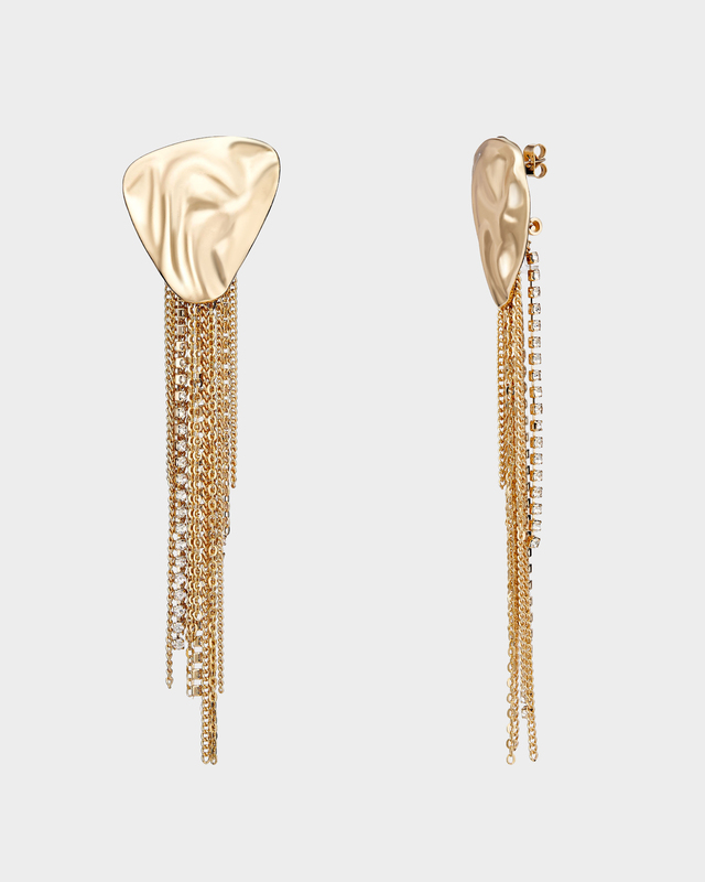 Серьги с эффектом мятого золота и длинными цепочками