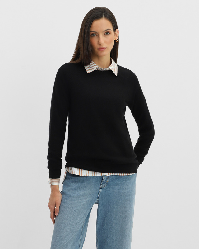 Пуловер прямого кроя с круглым вырезом