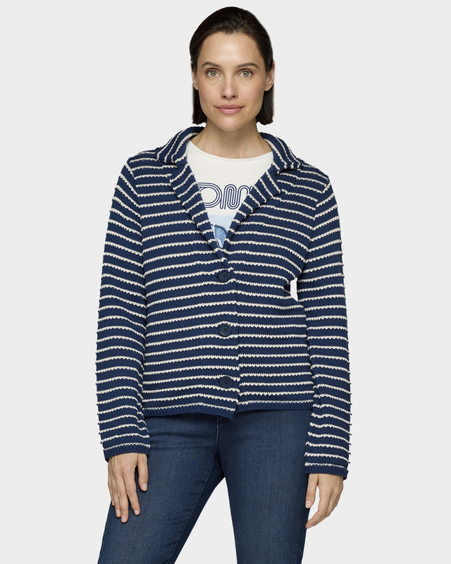 Вязаный жакет в полоску